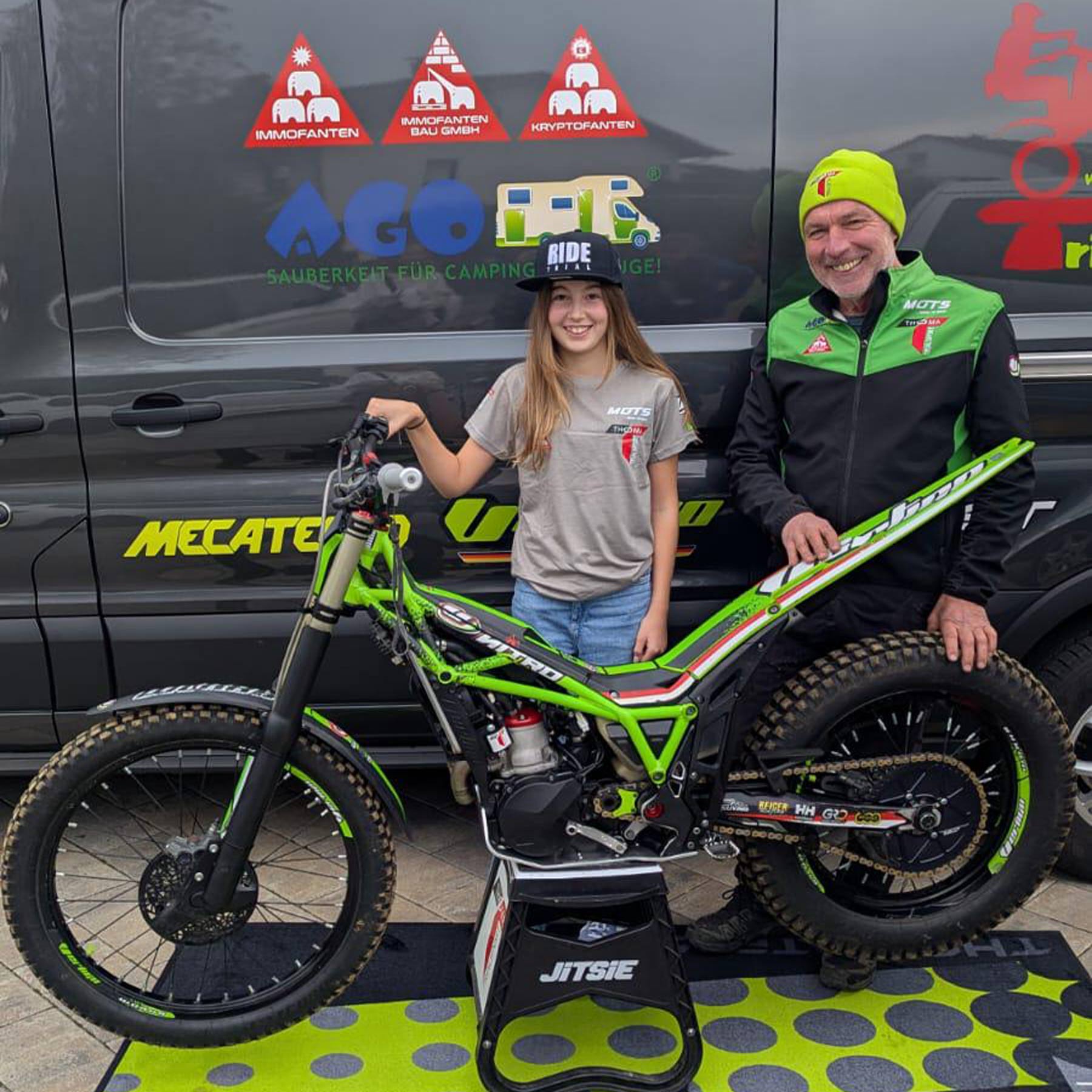 Felicia Loibl kommt neu ins Team